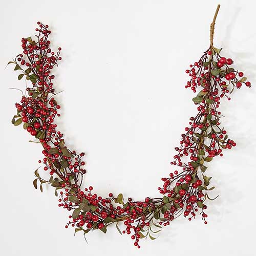 70" Berry & Leaves Garland